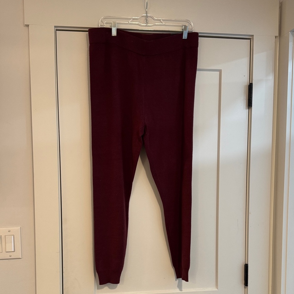 Torrid Deep Red Leggings